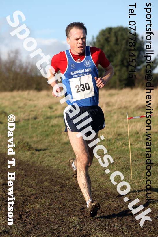 Mens masters 35s to 64s North Eastern Masters, Wallsend. Photo: David T. Hewitson/Sports for All Pics